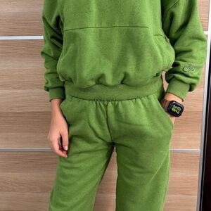 Nike Children's Tracksuit in Green